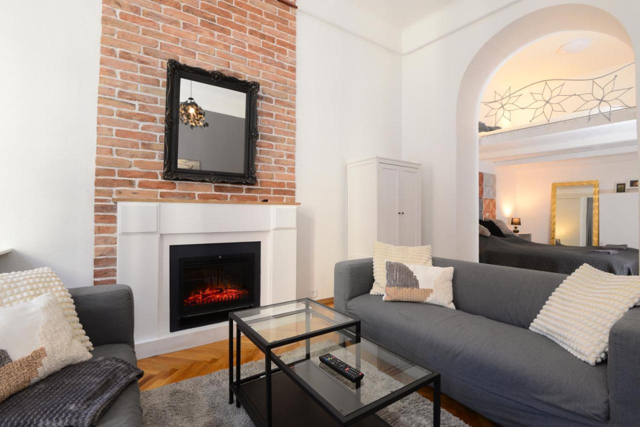 Your Place Apartman Boedapest Buitenkant foto