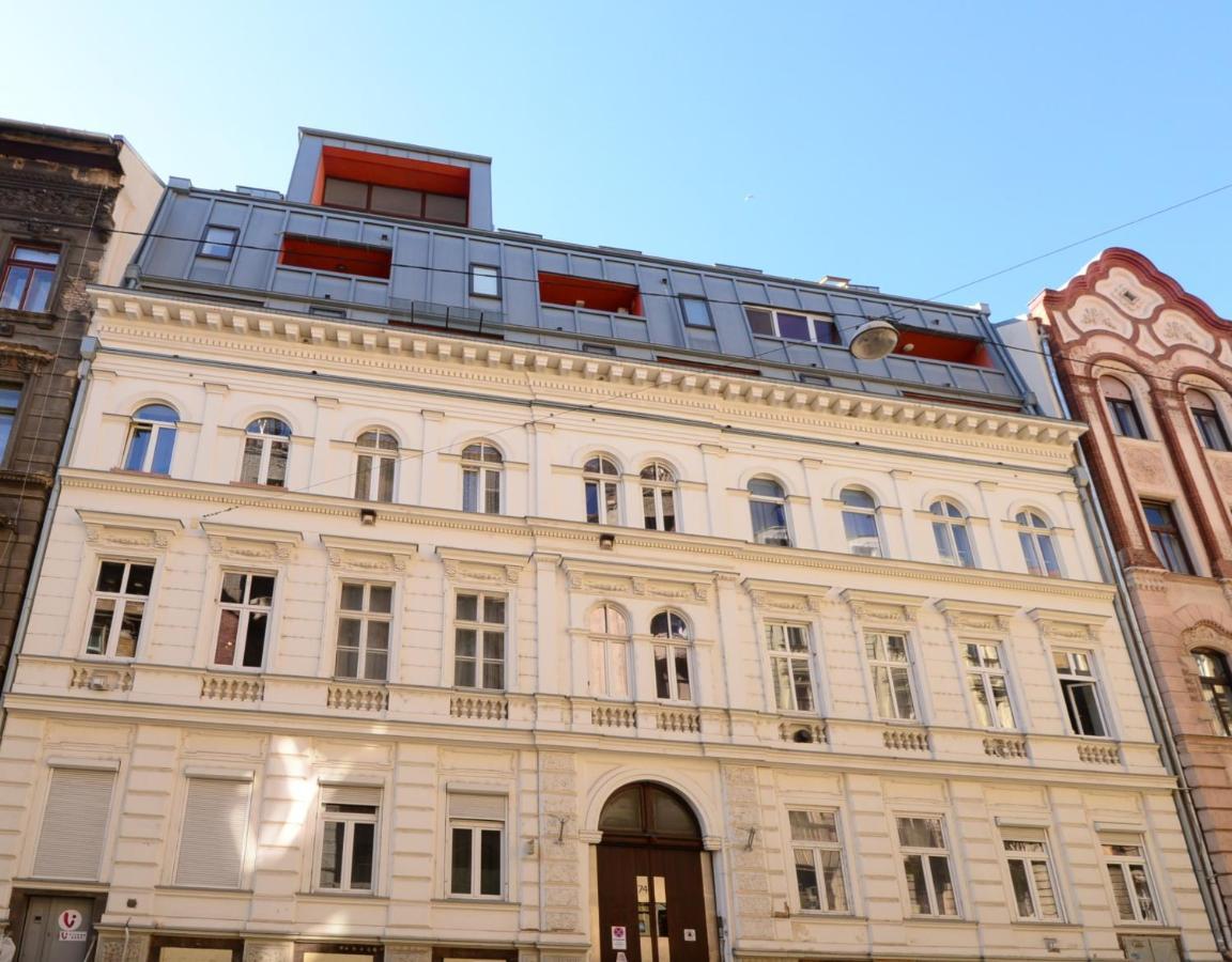Your Place Apartman Boedapest Buitenkant foto