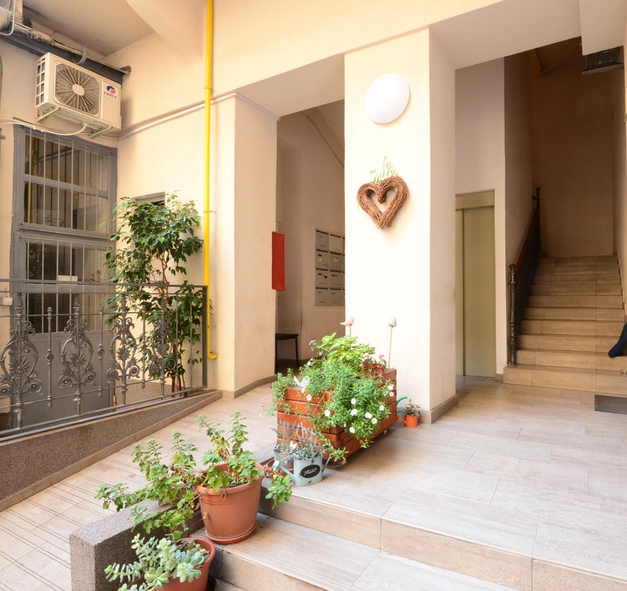 Your Place Apartman Boedapest Buitenkant foto