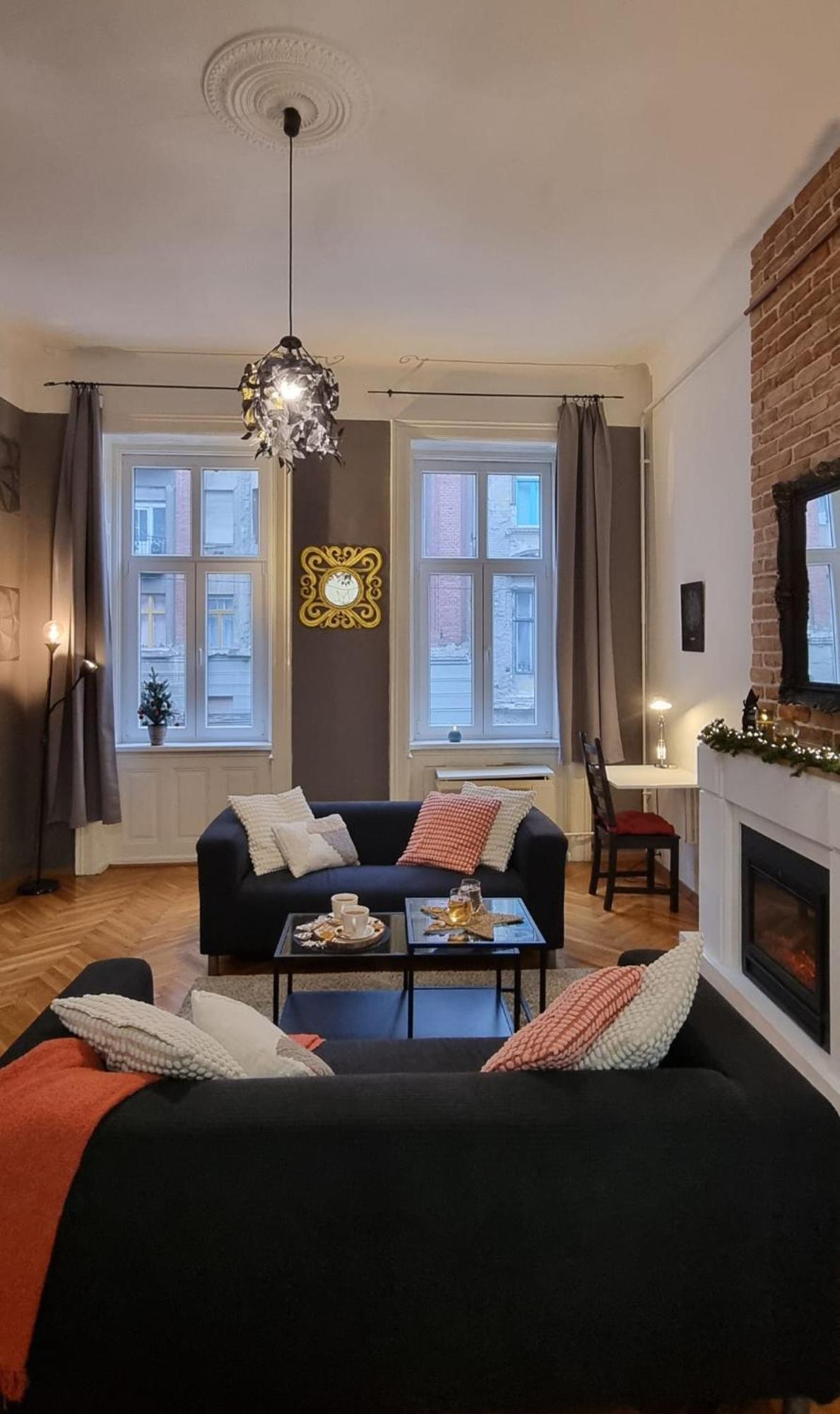 Your Place Apartman Boedapest Buitenkant foto